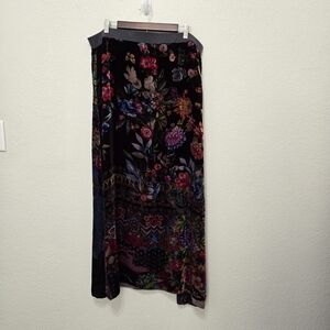 Johnny Was Dreamer Floral Velvet Maxi Skirt Size XL